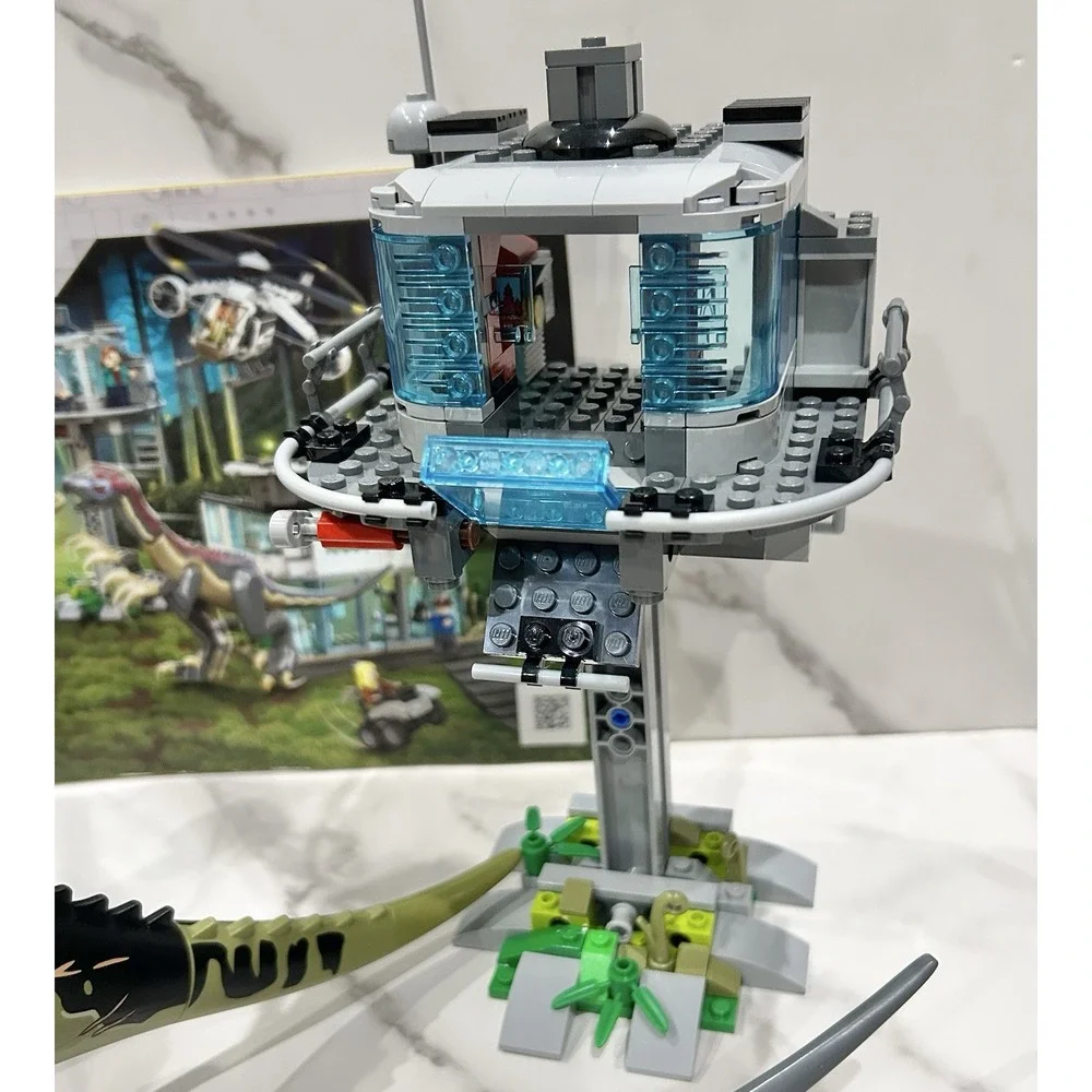 LEGO Jurassic World: Giganotosaurus & Therizinosaurus Attack (76949) COMPLETE